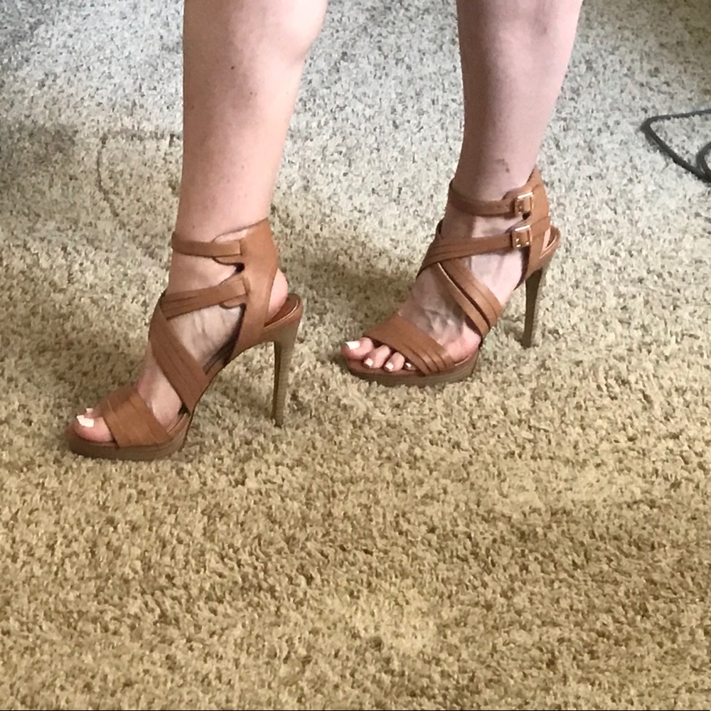 Vince Camuto Jistil fudge high heels